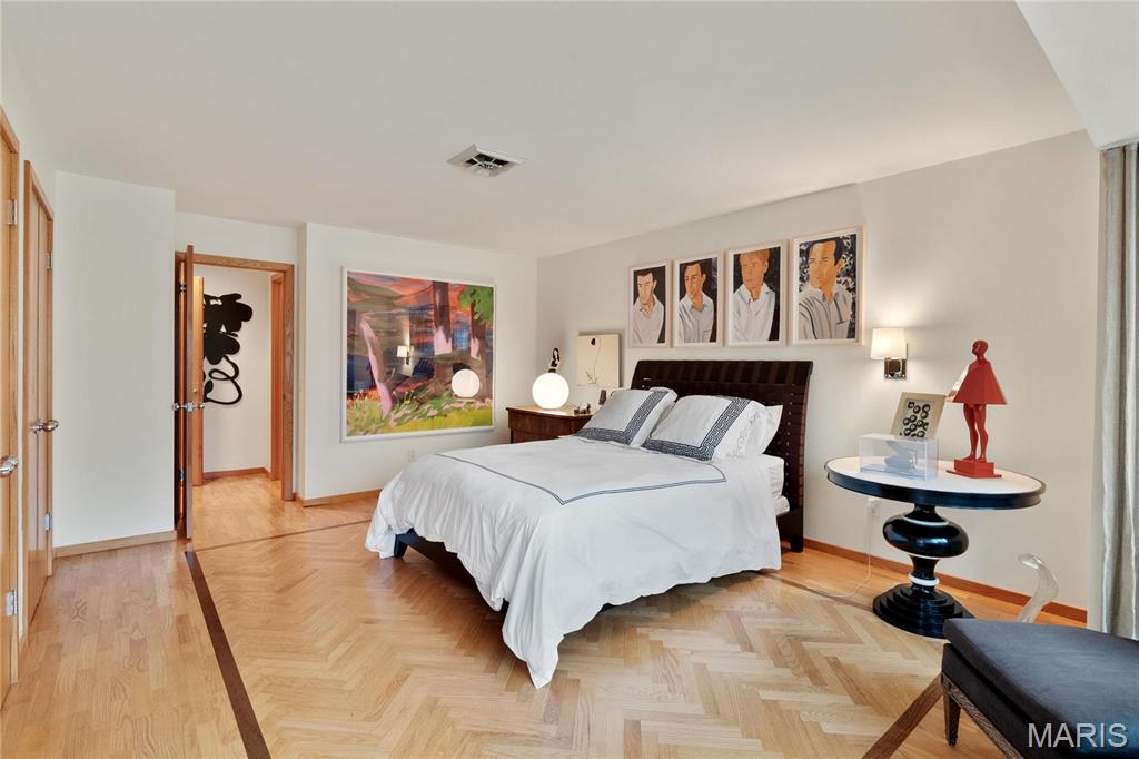 Summit Tr - Residential