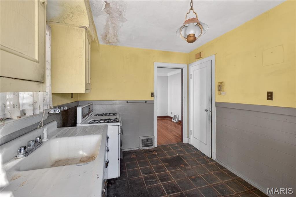 Seed Sub - Residential