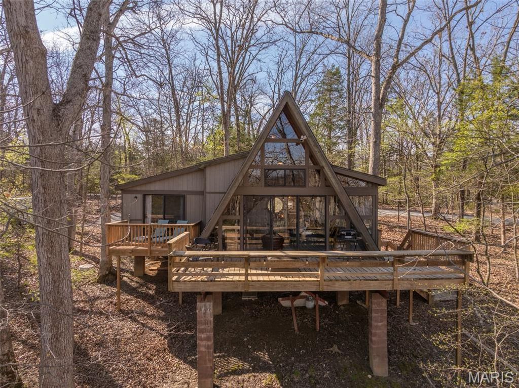 Photo of 1126 Mitten Ridge Drive, Innsbrook, MO 63390 (MLS # 26021126)