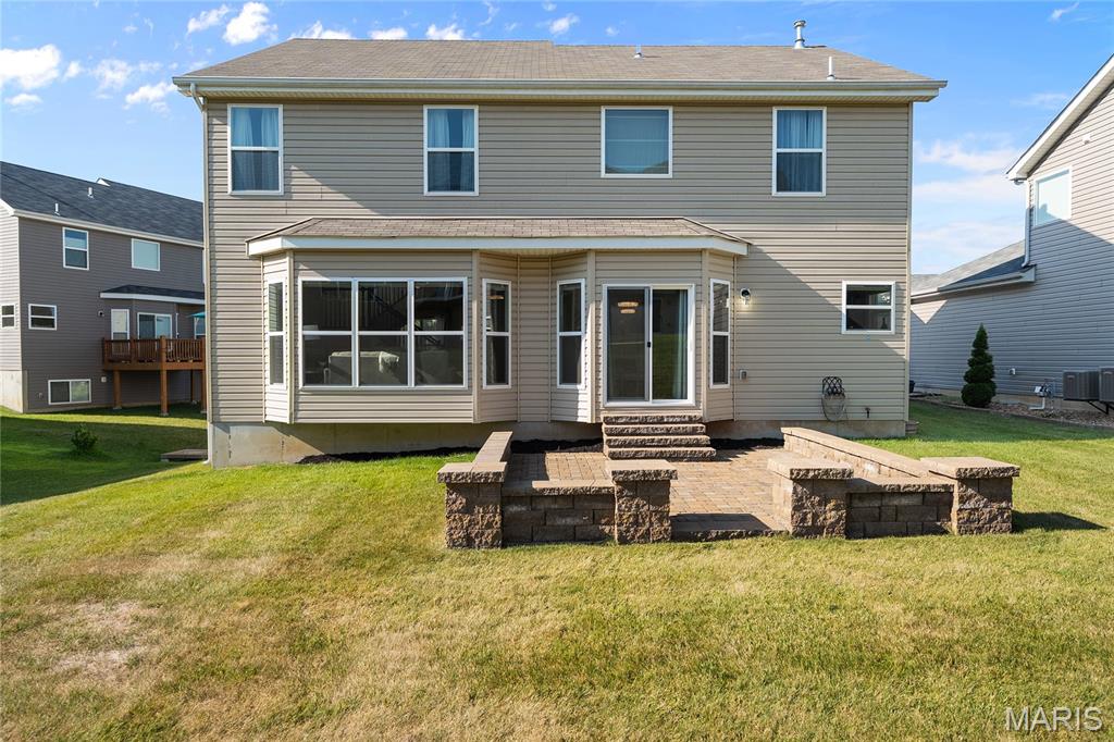 St Louis, Missouri 63146, United States, 4 Bedrooms Bedrooms, ,3 BathroomsBathrooms,Residential,Pending,189869