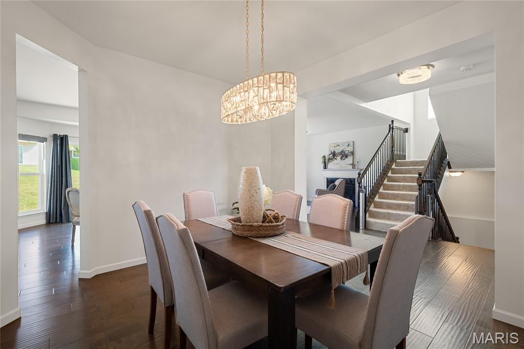 St Louis, Missouri 63146, United States, 4 Bedrooms Bedrooms, ,3 BathroomsBathrooms,Residential,Pending,189869