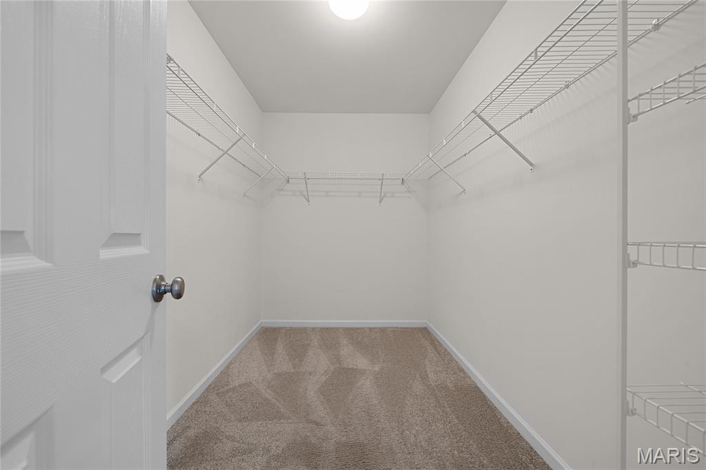 St Louis, Missouri 63146, United States, 4 Bedrooms Bedrooms, ,3 BathroomsBathrooms,Residential,Pending,189869