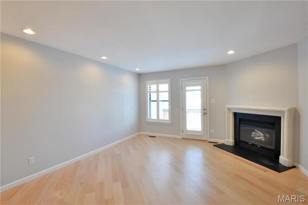 Chesterfield Village Twnhms A - Residential Lease