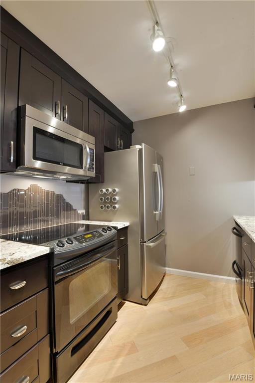 Chesterfield Village Twnhms A - Residential Lease