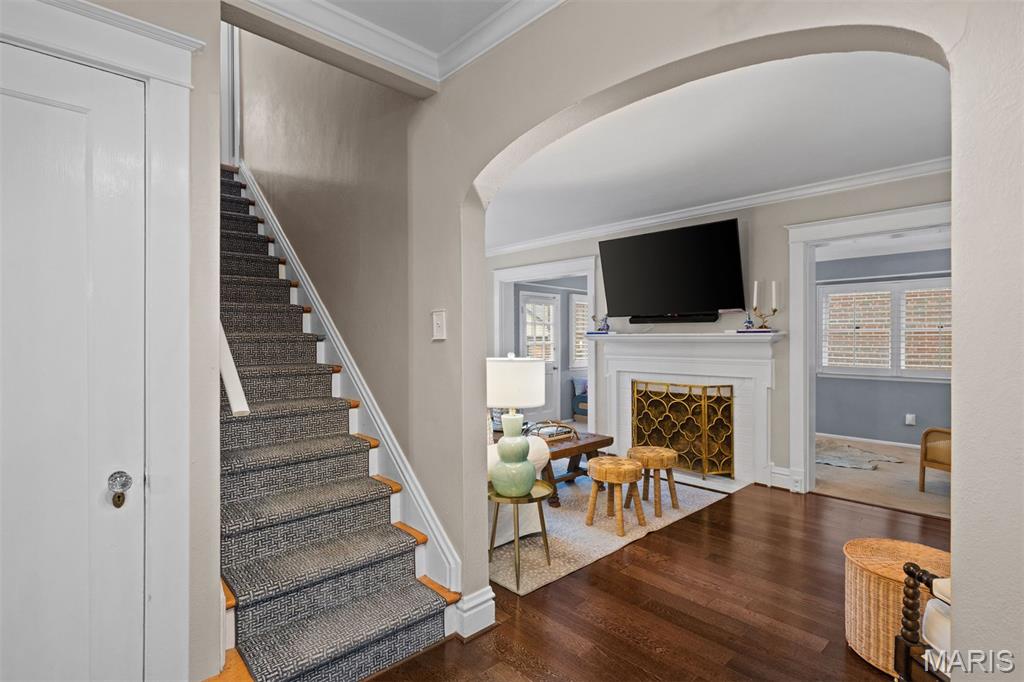422 Mission Court