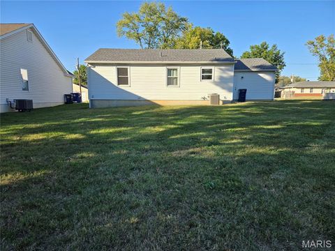 Tiny photo for 616 Ball Street, Wentzville, MO 63385 (MLS # 25066912)