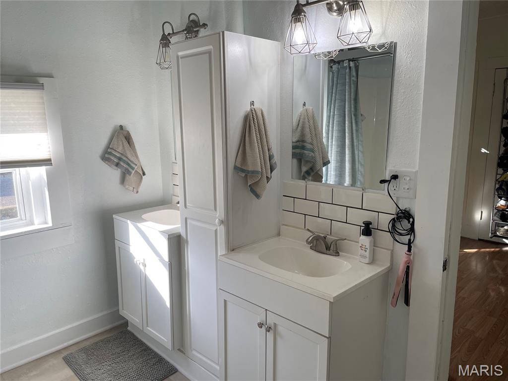 McMurtreys Add - Residential