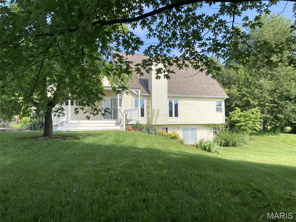 225 Country Crest Lane