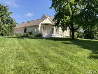 225 Country Crest Lane