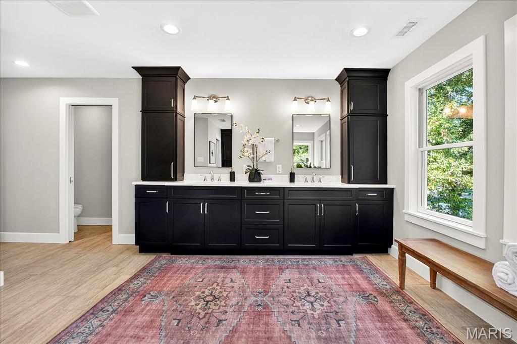 Glasgow Village 15 - Residential