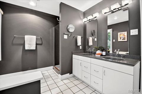 Tiny photo for 1211 S Geyer Road, Kirkwood, MO 63122 (MLS # 25068520)
