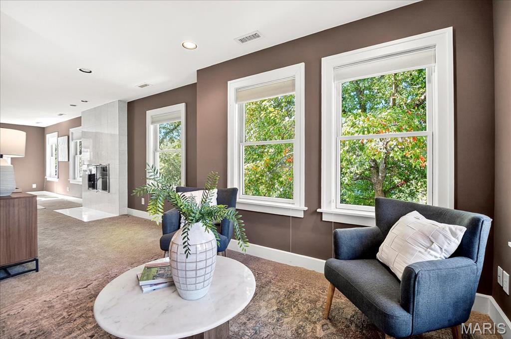 Glasgow Village 15 - Residential