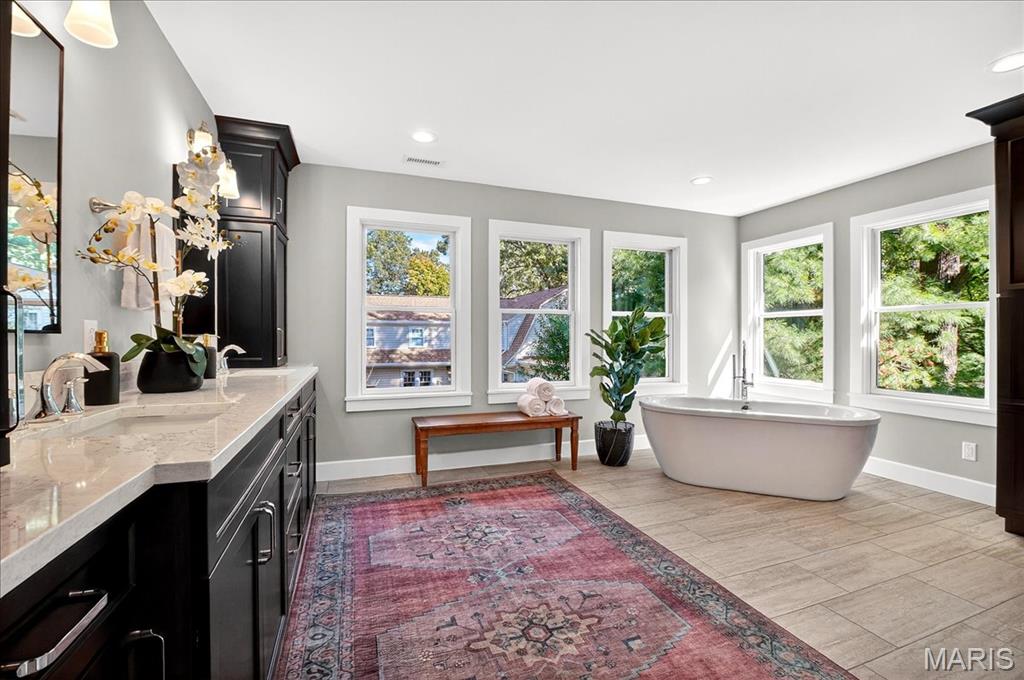 Glasgow Village 15 - Residential