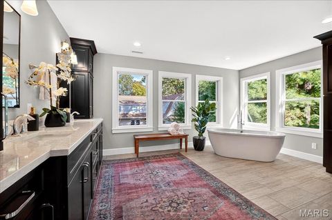 Tiny photo for 1211 S Geyer Road, Kirkwood, MO 63122 (MLS # 25068520)