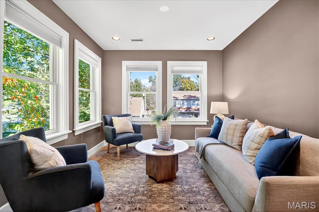 Glasgow Village 15 - Residential