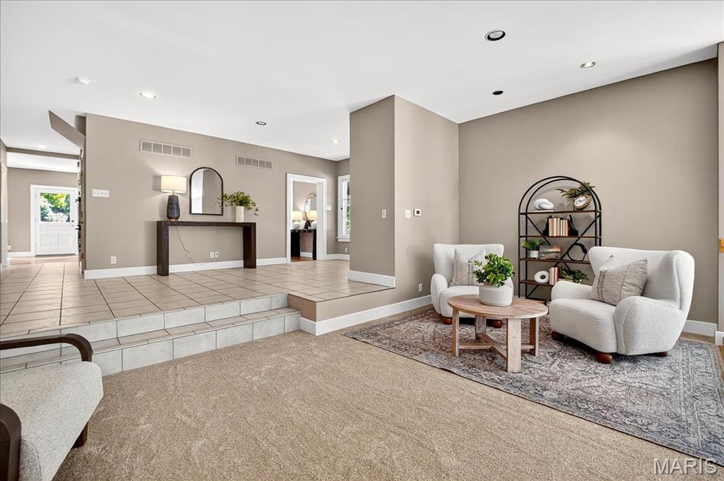 Glasgow Village 15 - Residential