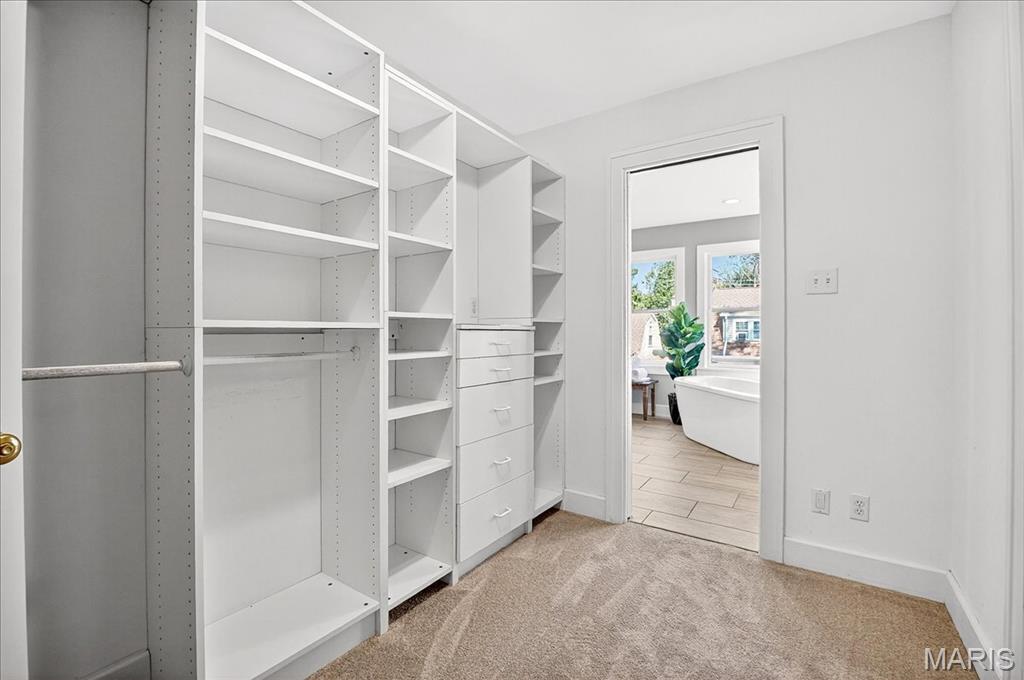 Glasgow Village 15 - Residential