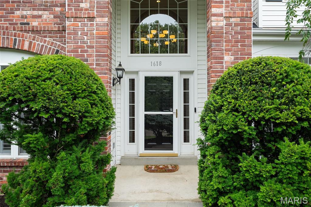 Wildwood, Missouri 63038, United States, 5 Bedrooms Bedrooms, ,6 BathroomsBathrooms,Residential,Active,152108