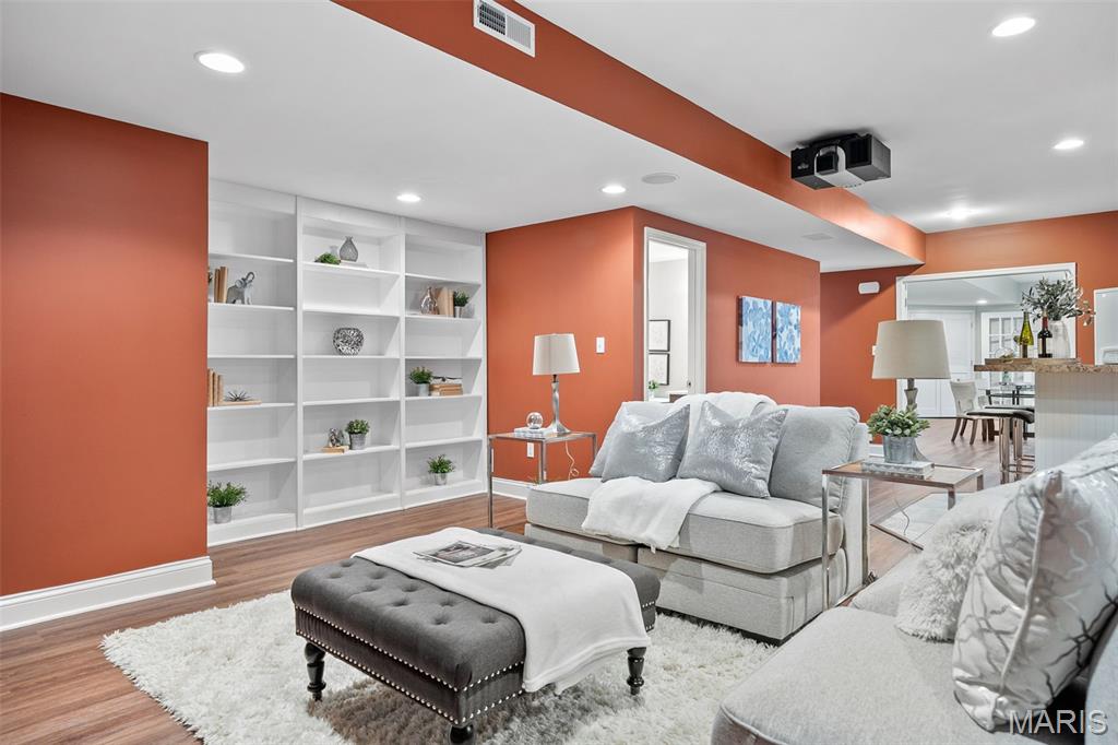 Wildwood, Missouri 63038, United States, 5 Bedrooms Bedrooms, ,6 BathroomsBathrooms,Residential,Active,152108