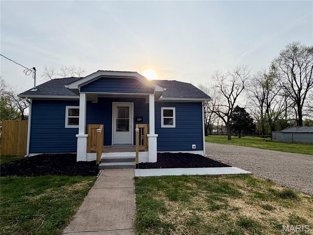 Photo of 816 N Adams Avenue, Lebanon, MO 65536 (MLS # 26021577)