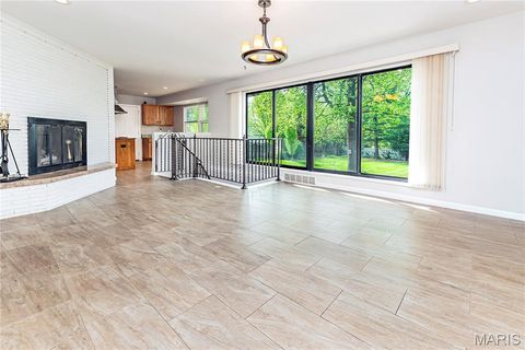 Tiny photo for 10620 Leebur Drive, Unincorporated, MO 63128 (MLS # 26022023)