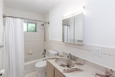 Tiny photo for 2 Creekside Lane, Creve Coeur, MO 63141 (MLS # 26062823)