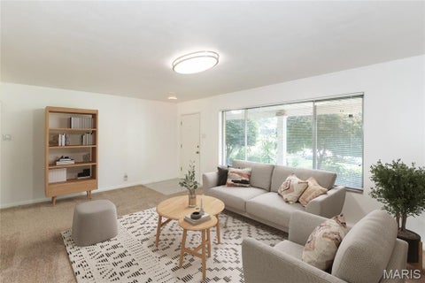 Tiny photo for 2 Creekside Lane, Creve Coeur, MO 63141 (MLS # 26062823)