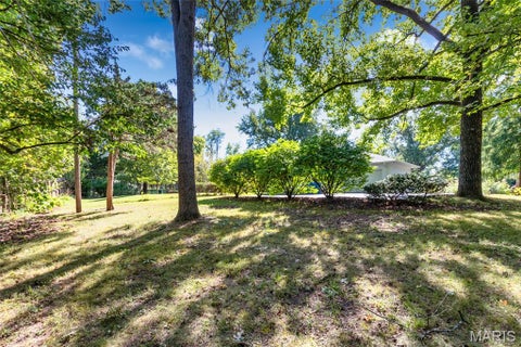 Tiny photo for 2 Creekside Lane, Creve Coeur, MO 63141 (MLS # 26062823)