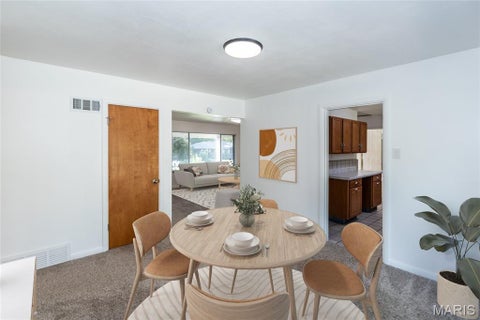Tiny photo for 2 Creekside Lane, Creve Coeur, MO 63141 (MLS # 26062823)