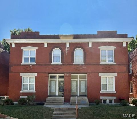 3008 Henrietta Street St Louis MO 63104