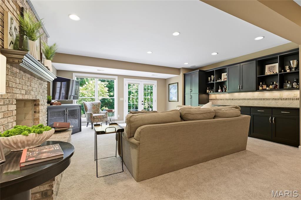 Country Lake Estates - Residential