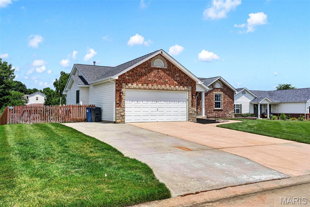 5 Glen Forest Court