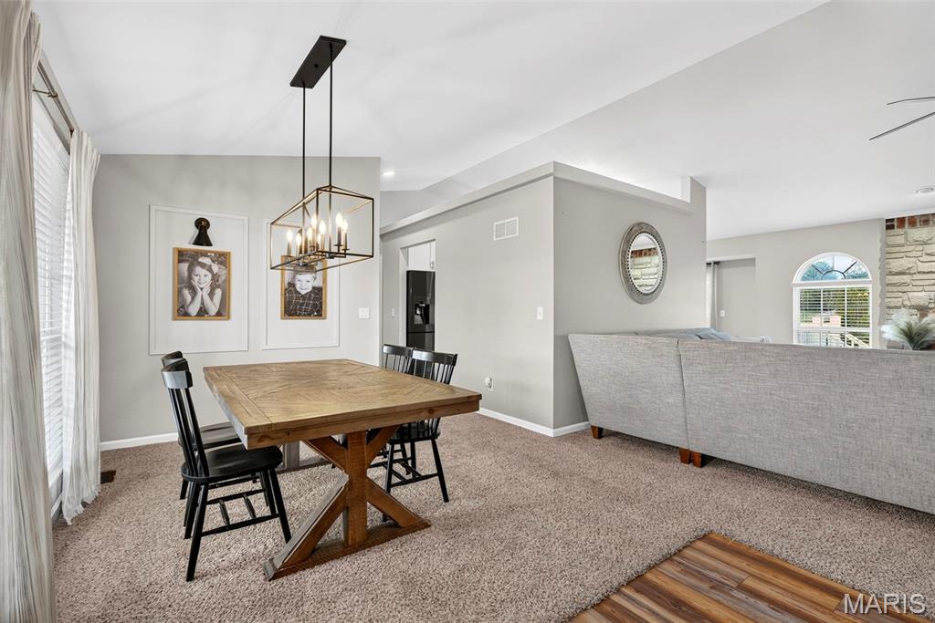 5 Glen Forest Court