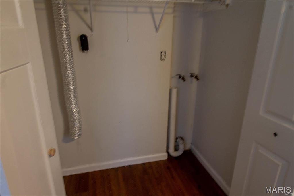 Fenton, Missouri 63026, United States, 2 Bedrooms Bedrooms, ,1 BathroomBathrooms,Residential,Active,187197