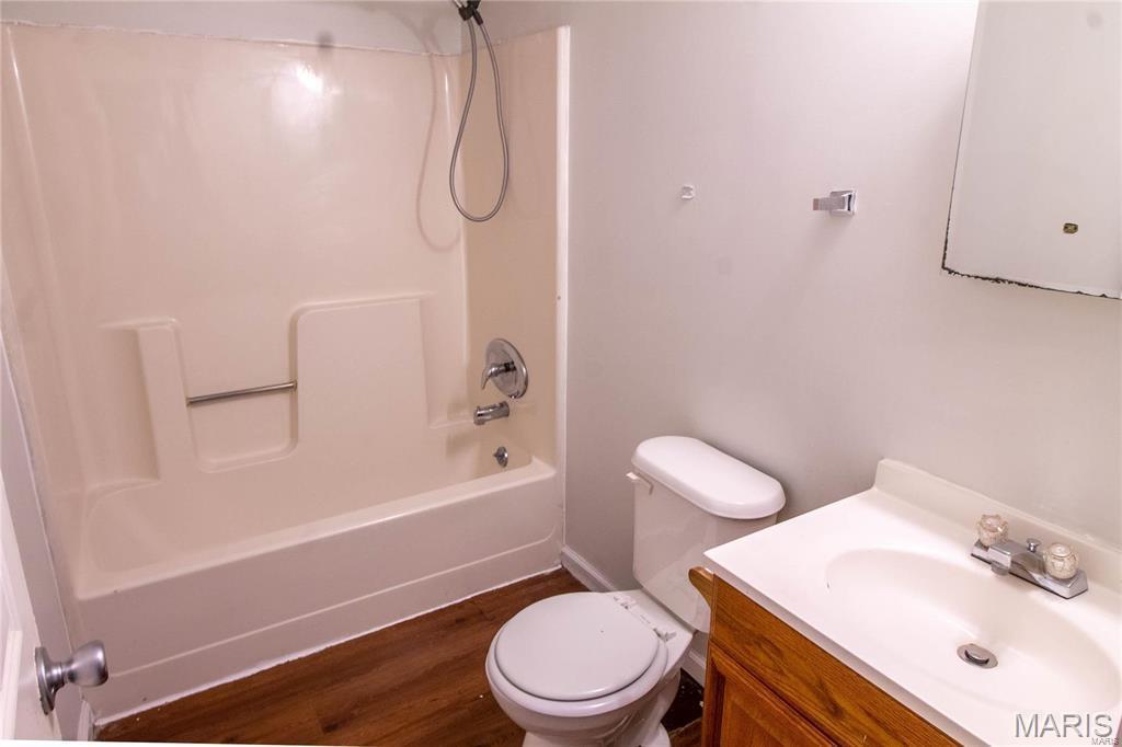 Fenton, Missouri 63026, United States, 2 Bedrooms Bedrooms, ,1 BathroomBathrooms,Residential,Active,187197