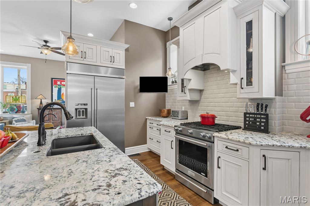 Lafayette Square - Residential