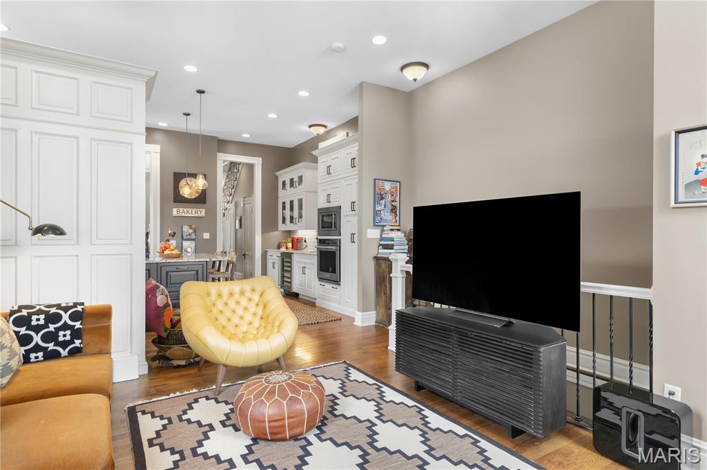 Lafayette Square - Residential