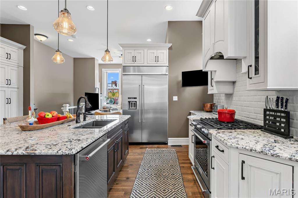 Lafayette Square - Residential