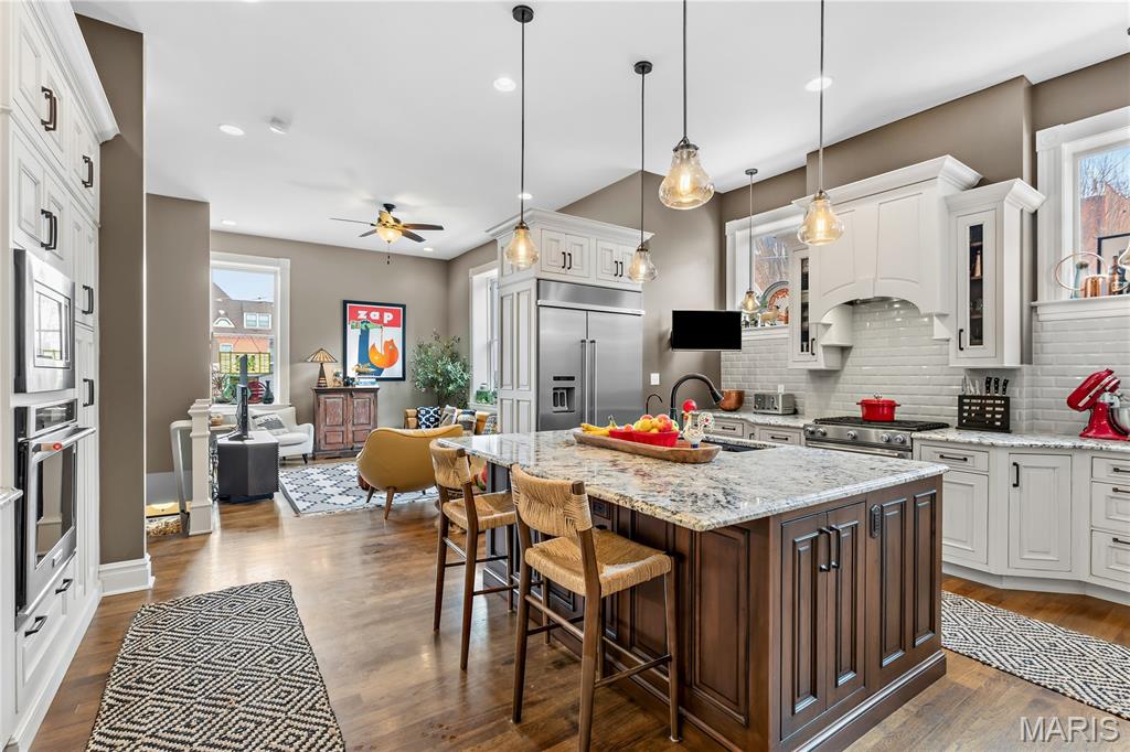 Lafayette Square - Residential