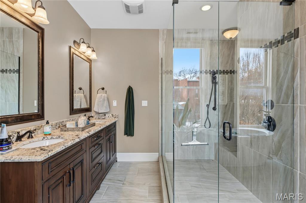 Lafayette Square - Residential