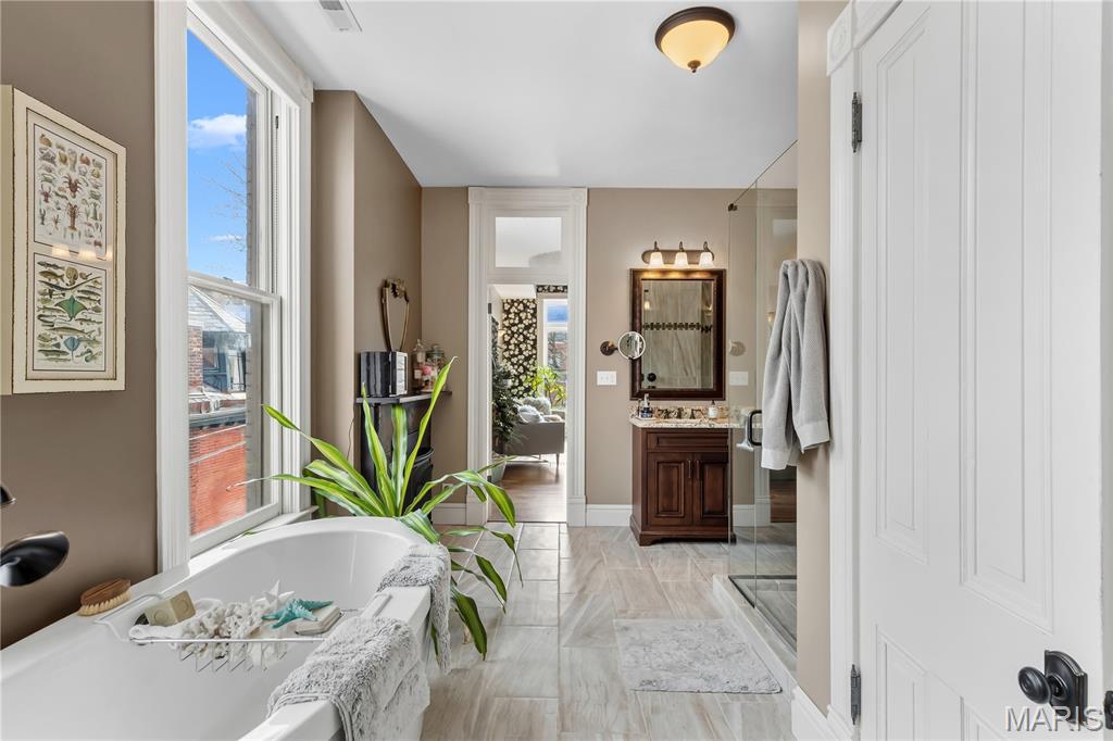 Lafayette Square - Residential