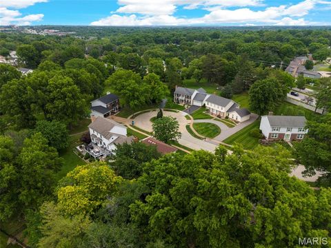 Tiny photo for 2113 Bow Tree Court, Chesterfield, MO 63005 (MLS # 26030714)
