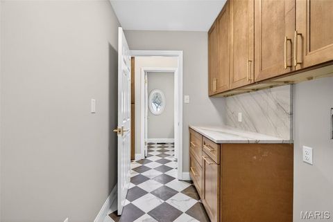 Tiny photo for 2113 Bow Tree Court, Chesterfield, MO 63005 (MLS # 26030714)