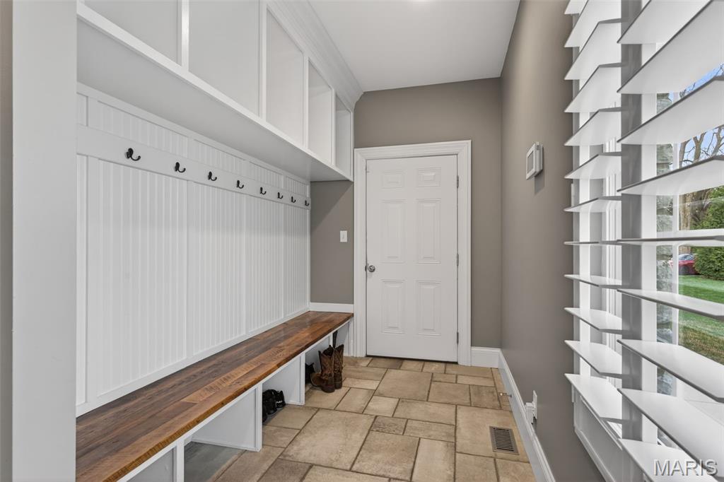 E-Z Acres - Residential