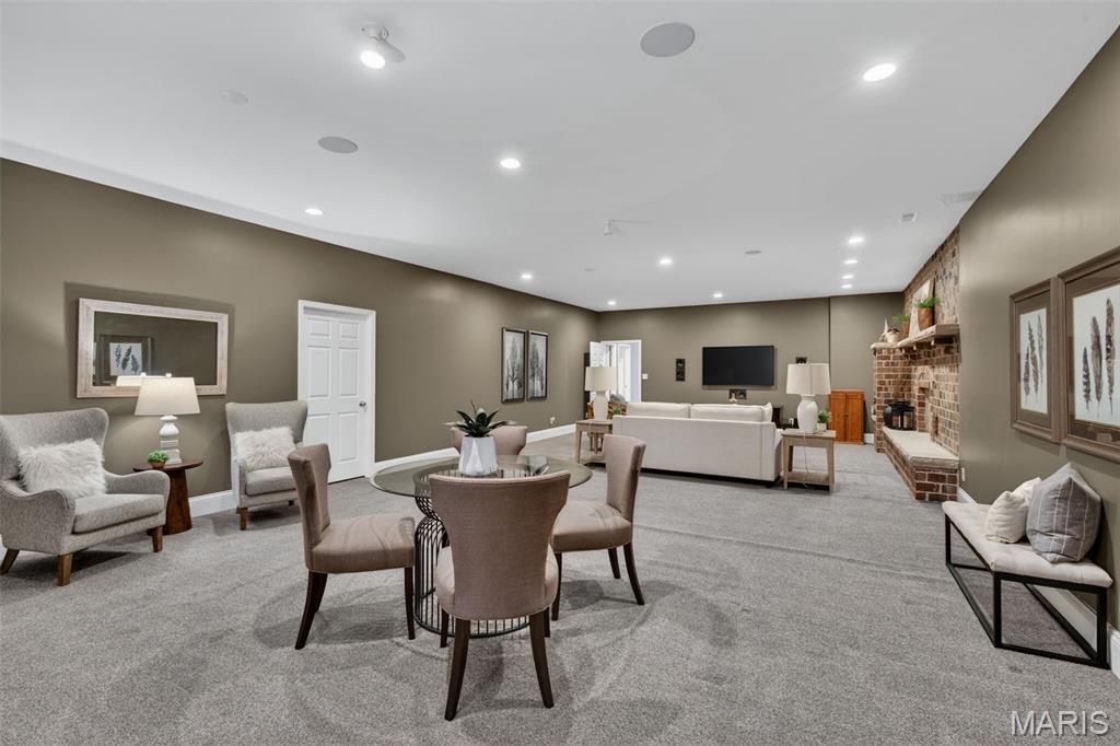 E-Z Acres - Residential