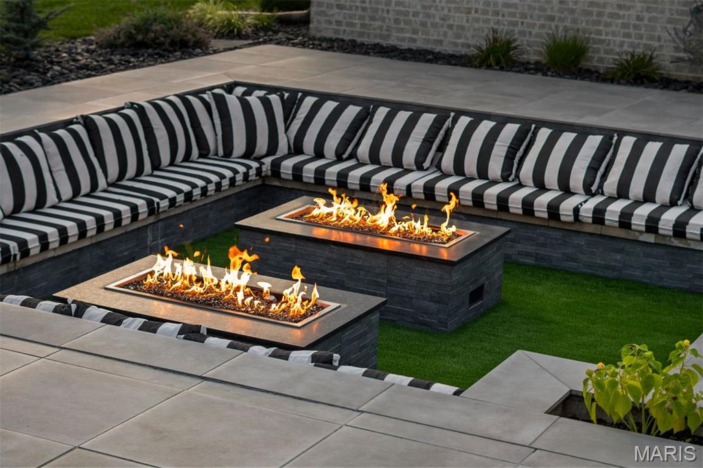 Village of Saddlebrooke - Residential