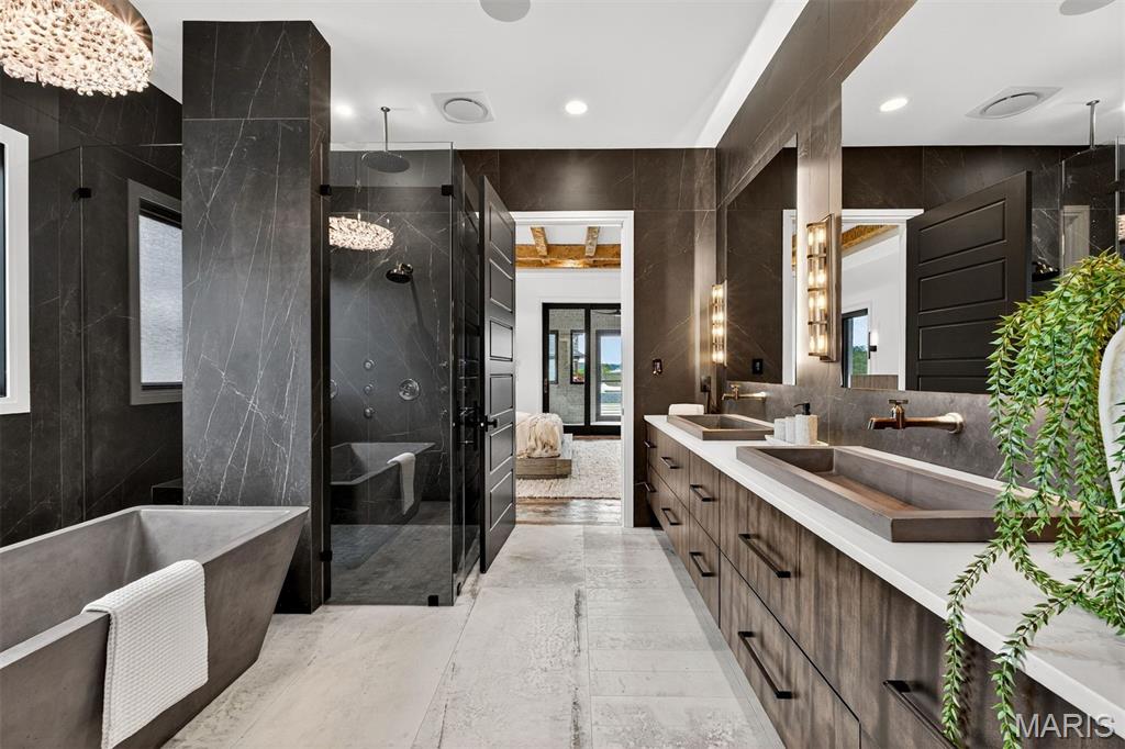 Village of Saddlebrooke - Residential