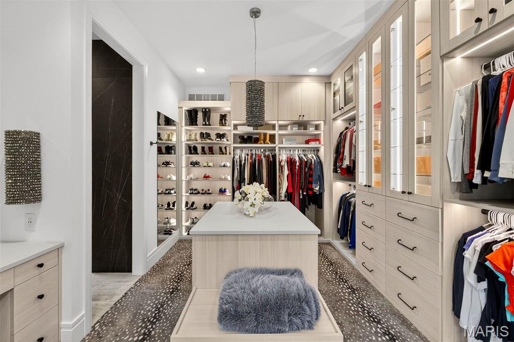 Village of Saddlebrooke - Residential