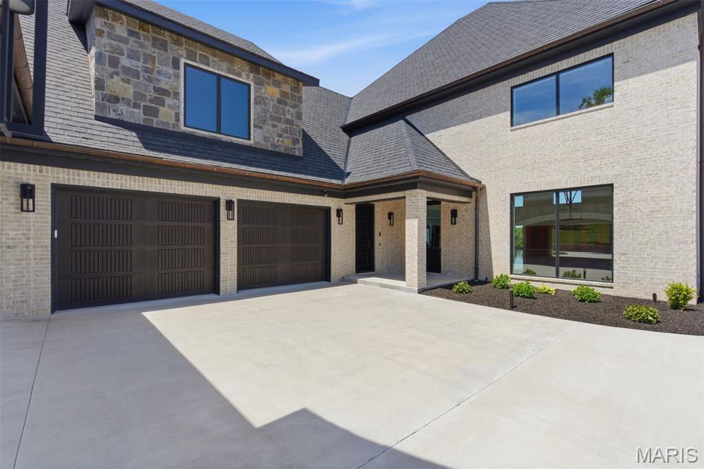 Village of Saddlebrooke - Residential