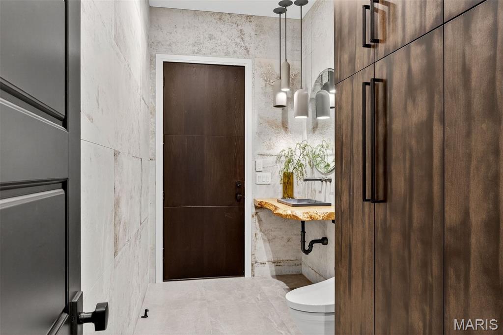 Village of Saddlebrooke - Residential